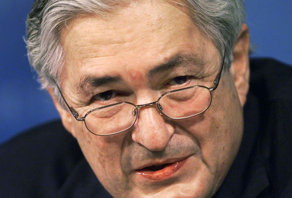 Mirė buvęs Pasaulio banko prezidentas J. Wolfensohnas