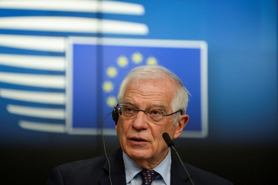 J. Borrelis: ES laikysis nuomonės, kad Rusija nori konfrontuoti su Bendrija