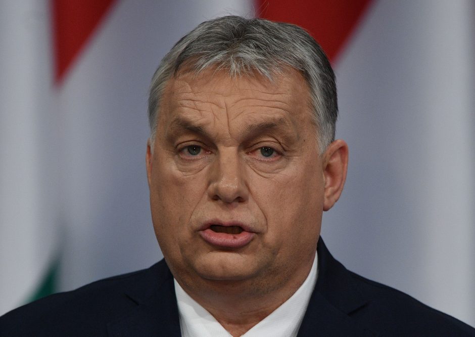Vengrijos valdančioji partija pasitraukė iš Europos liaudies partijos frakcijos