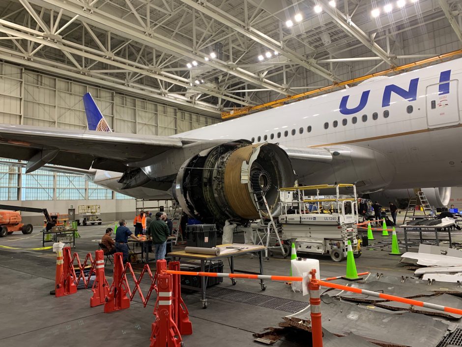 Po incidento Kolorade JAV nurodė nuodugniau tikrinti „Boeing“ lainerių variklius