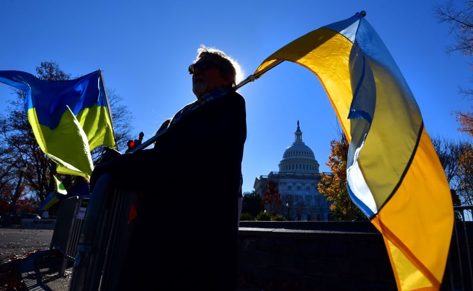 Valstybės departamentas: JAV neatsisako remti Ukrainą tiek, kiek reikės