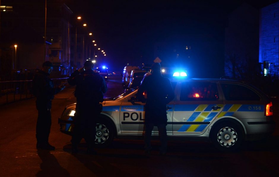 Prahoje susidūrus dviem tramvajams nukentėjo 23 žmonės