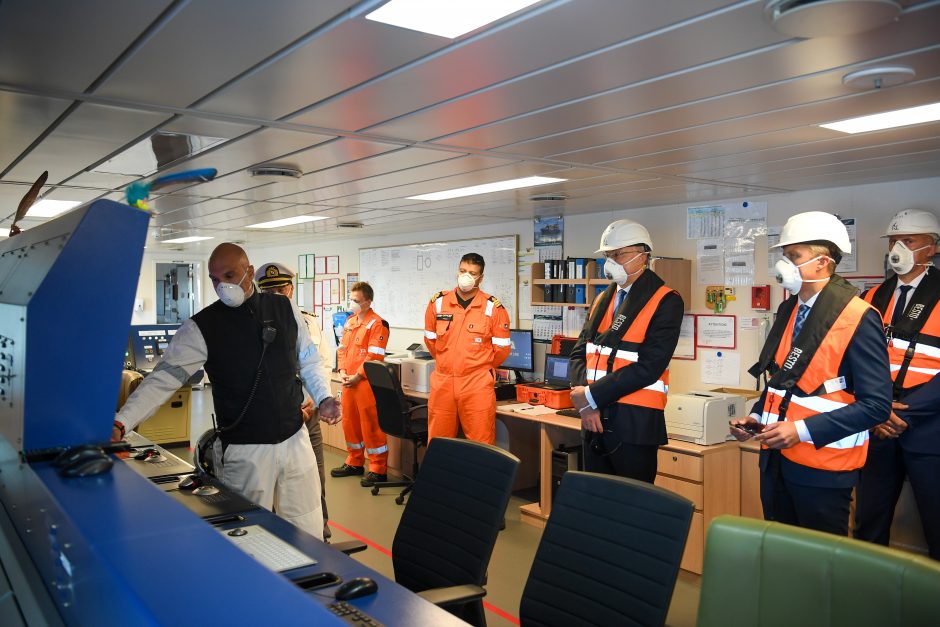 Prezidento vizito Klaipėdos SGD terminale metu – dėmesys laivo-saugyklos ateičiai