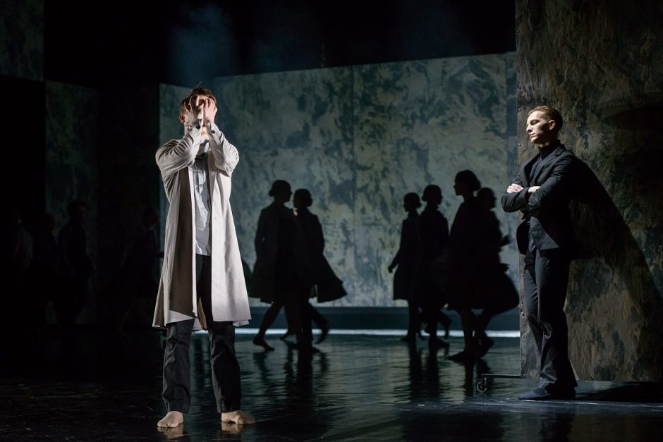 „Faustas“: premjera įvyko, susitikimo su publika – dar laukiama