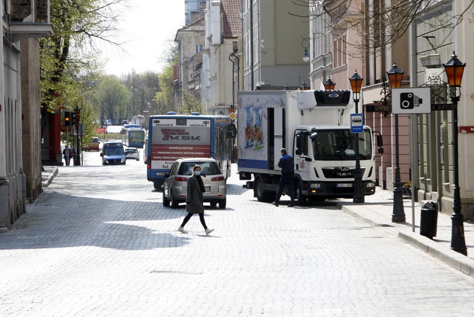 Įspėja vairuotojus: Klaipėdos senamiestyje bus mažinamas leistinas greitis