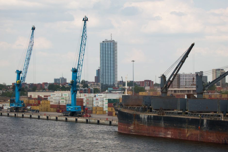 Tyrimų rezultatai Klaipėdos jūrų uoste: į aplinką pateko dyzelinas