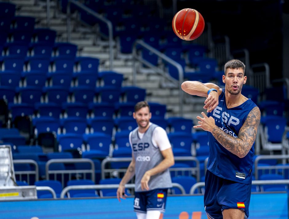 Žūtbūtiniai „EuroBasket“ mūšiai: tik pergalė leis žengti toliau