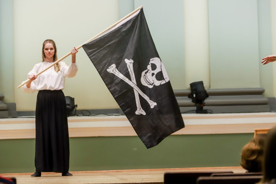 Lietuvos universiteto šimtmetis su „Išdykėle Marietta“