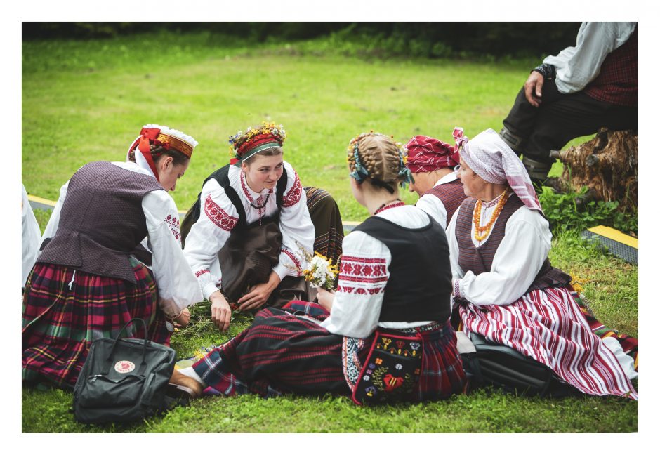 Šiųmetė Žolinė pradėjo auginti naują folkloro festivalį