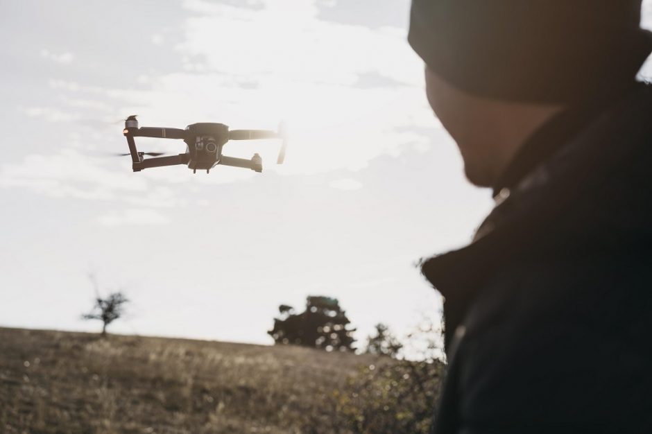 JK žada Ukrainai šimtus oro gynybos raketų ir dronų