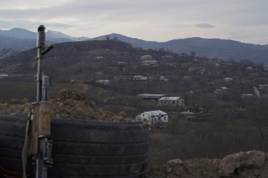 Armėnija ragina JT teismą įpareigoti Azerbaidžaną nutraukti kelių blokadą