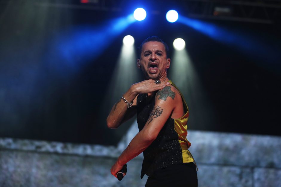 „Depeche Mode“ artėja prie Lietuvos: grupės koncertuose jau šėlo per milijoną žmonių