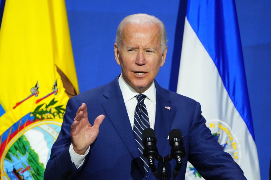 Po J. Bideno komentarų – Ukrainos reakcija: nori JAV pasiaiškinimo