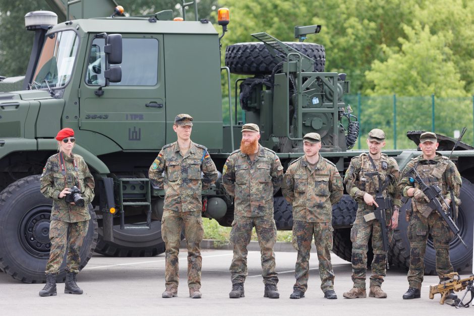 JAV Baltijos šalims žada karinį mokymą ir paramą