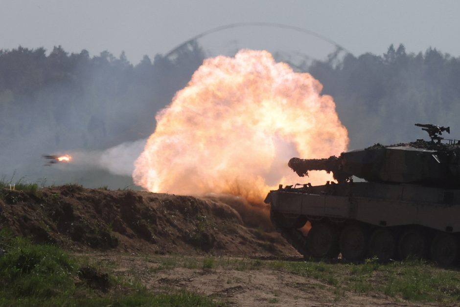 Ukrainos gynybos ministras padėkojo Lenkijai ir Čekijai už tankus