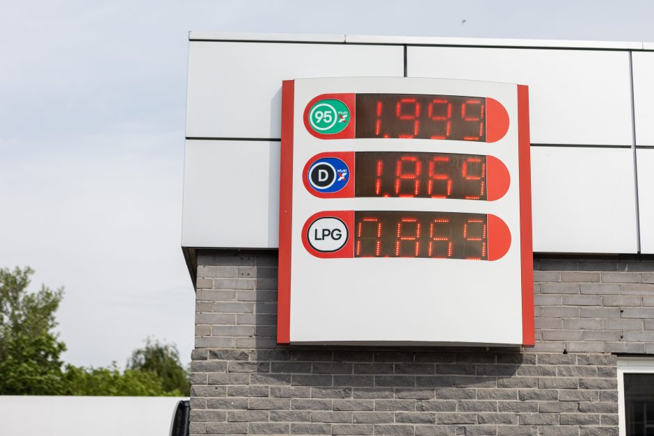 Baltijos šalyse degalų kainos augo, tačiau Lietuvoje jos vis dar išlieka mažiausios
