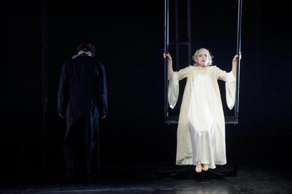 B. Kutavičiaus opera „Lokys“: siaubo pasaka apie mūsų tapatybės paieškas ir baimes