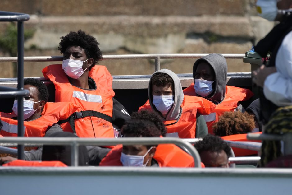 Prancūzijos karinis jūrų laivynas Lamanšo sąsiauryje išgelbėjo 80 migrantų