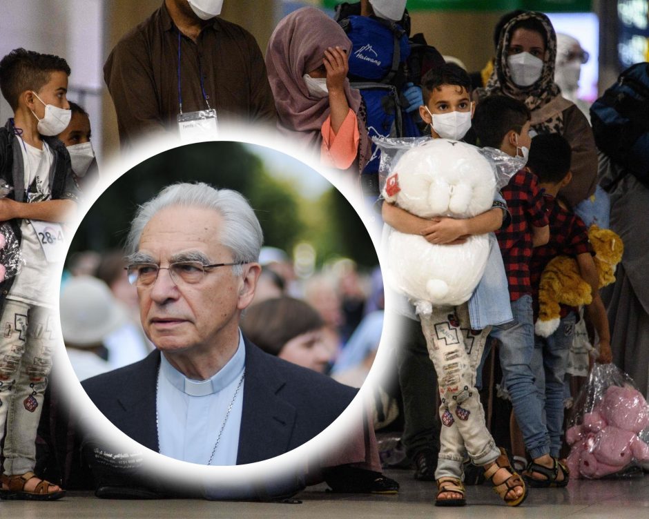 Kardinolas: reikia melstis ir pasninkauti dėl tų visų pabėgėlių iš Afganistano