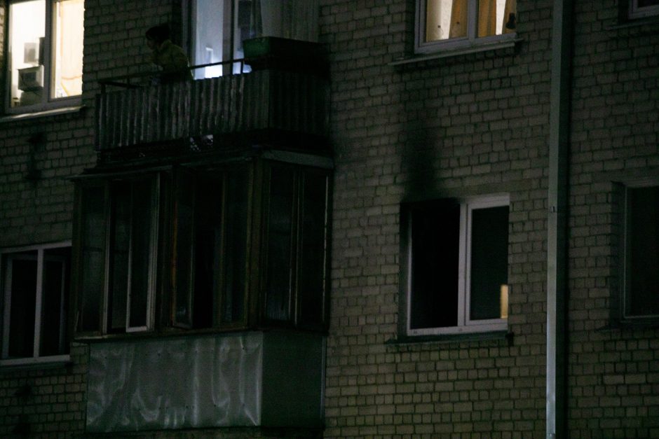Per gaisrą Vilniuje žuvo moteris