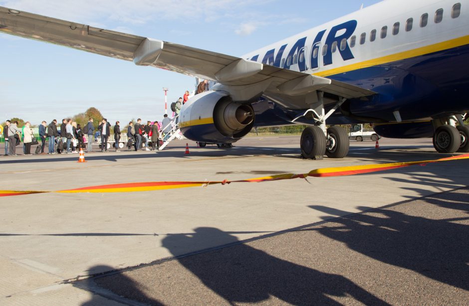 Keleiviai pikti: „Ryanair“ lėktuvas nepakilo, oro uoste – sąmyšis