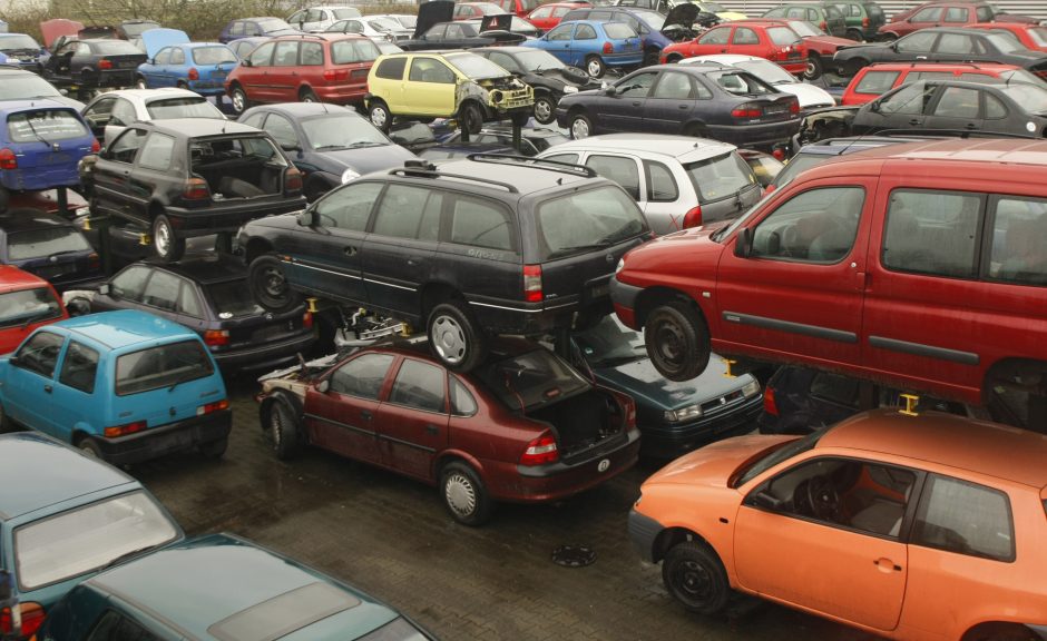 Vilnietis iš neteisėtos automobilių dalių prekybos užsidirbo milijoną