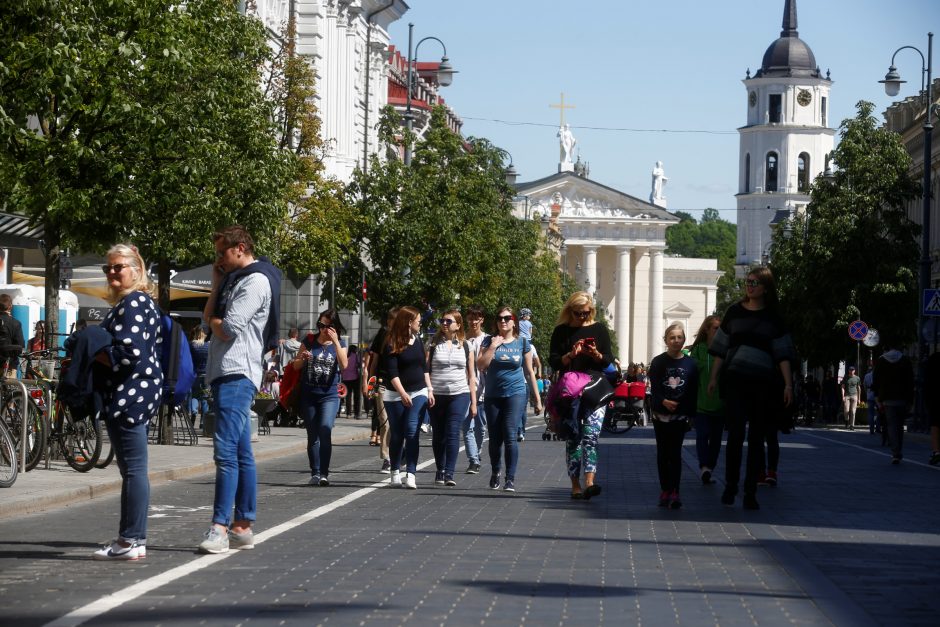 Vilniuje liepą surinkta 140 tūkst. eurų „pagalvės“ mokesčio