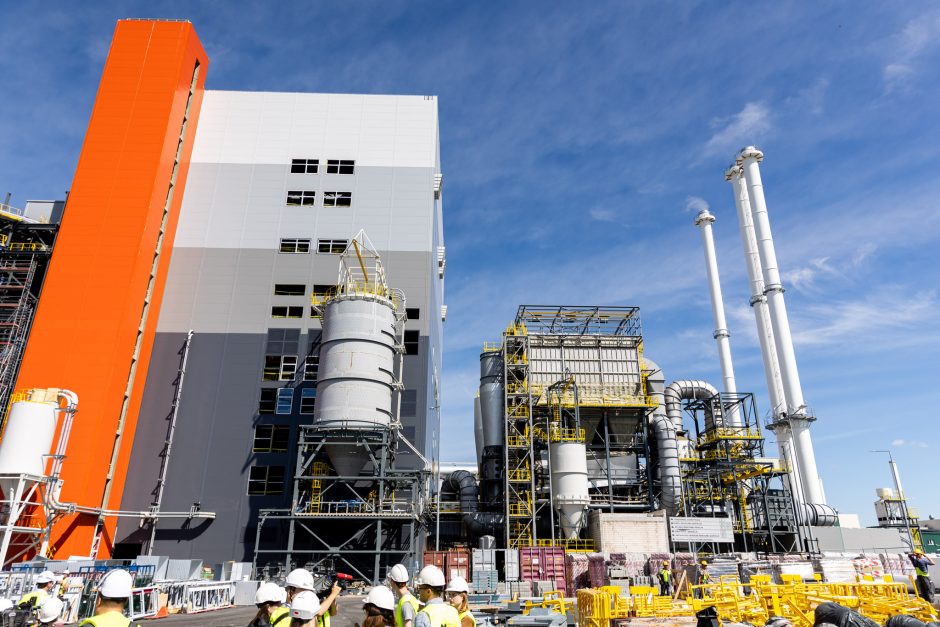 Vilniaus kogeneracinė jėgainė pradeda biokuro bloko karštuosius bandymus