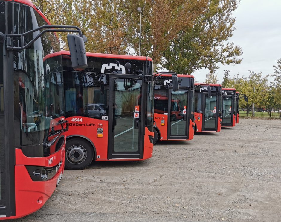 Į Vilniaus gatves išrieda 10 naujų ekonomiškų autobusų