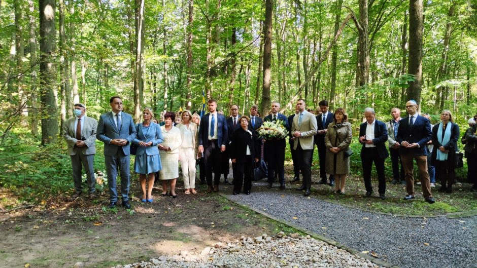 G. Landsbergis: prisimindami Holokausto aukas, turime atsisakyti neapykantos