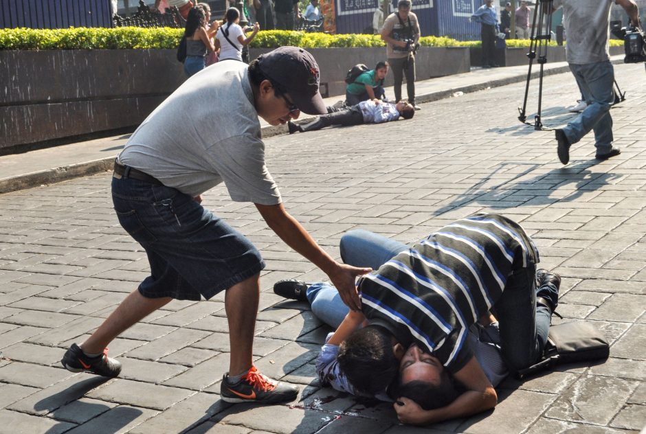 Meksikos miesto centrinėje aikštėje nušauti du profsąjungų lyderiai