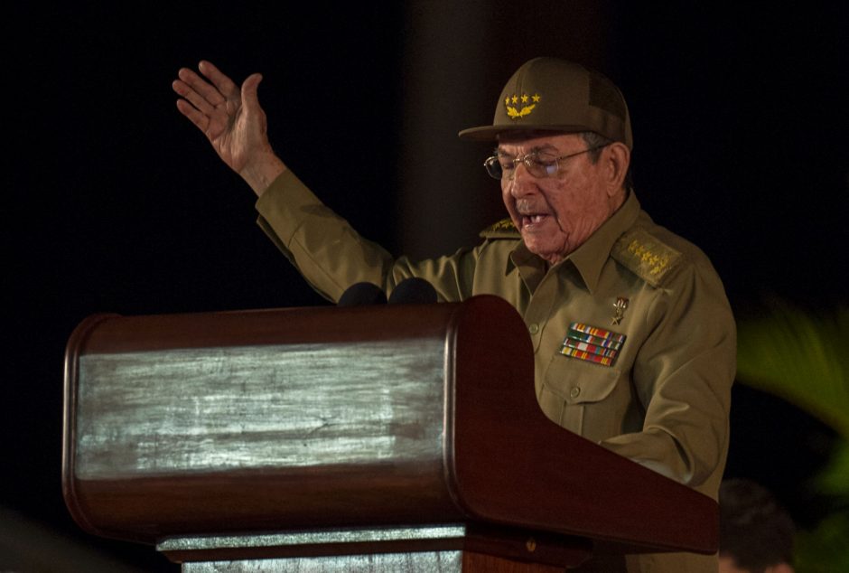 R. Castro iš Kubos prezidento pareigų pasitrauks 2018-ųjų balandį