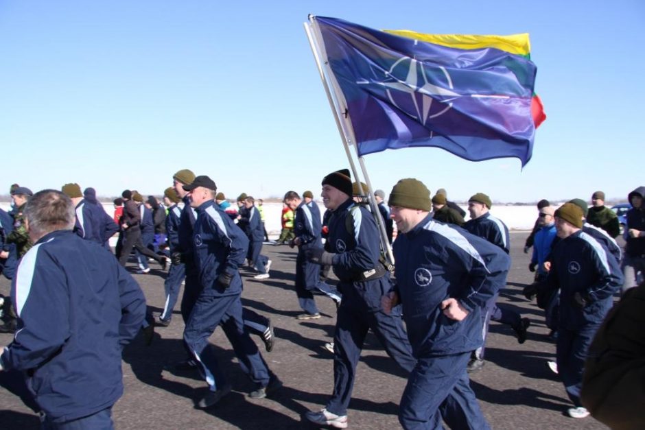 Narystę NATO kviečia pažymėti unikaliu bėgimu Šiauliuose