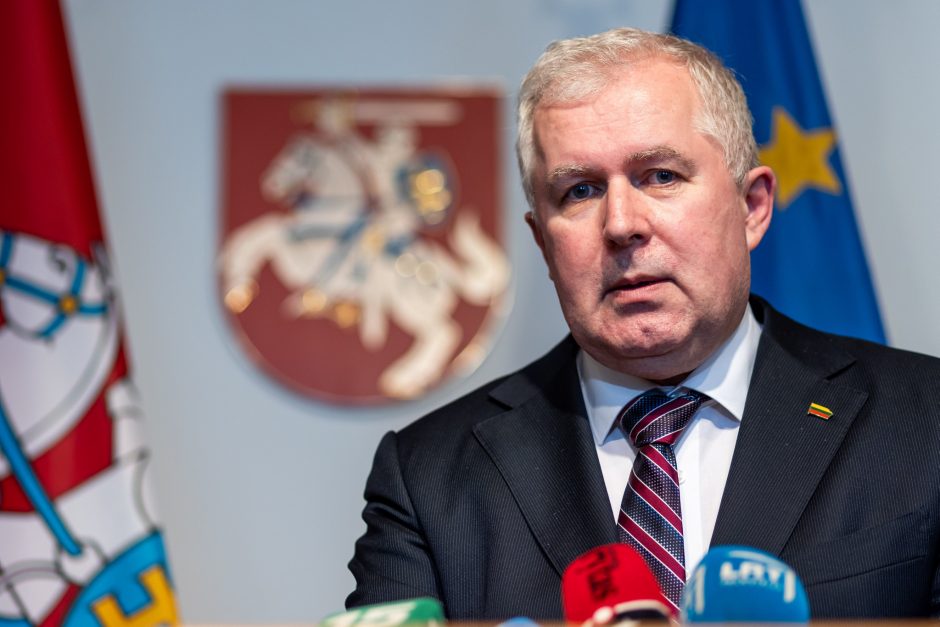 ES gynybos ministrai sutarė pradėti karinę paramos misiją Ukrainai