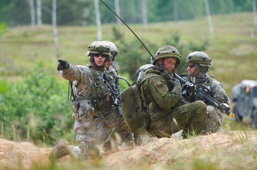 Kitąmet Lietuvos kariai vyks į  6 tarptautines misijas ir operacijas