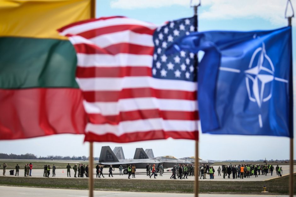 JAV įsipareigojo toliau siųsti karių į Lietuvą