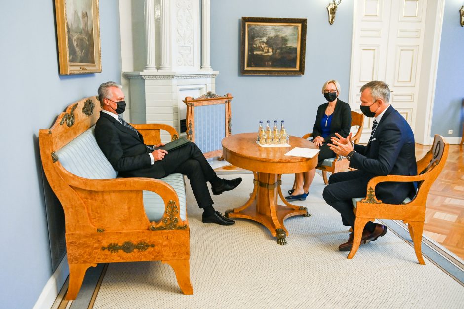 Prezidentas suteikė įgaliojimus Lietuvos ambasadoriams