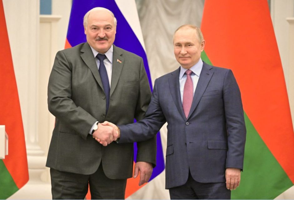 Ministerija prašo pradėti ikiteisminį tyrimą V. Putinui ir A. Lukašenkai