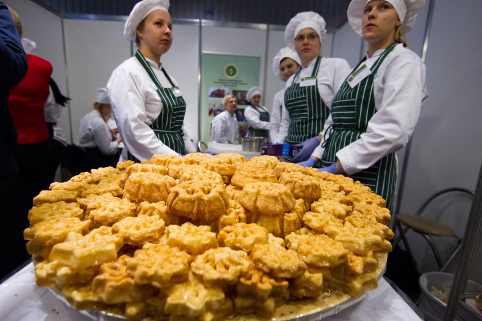 Mokytis profesinėse mokyklose nori per 17 tūkst. jaunuolių