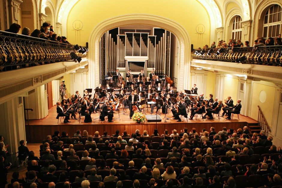Renovuojama Valstybinės filharmonijos didžioji salė