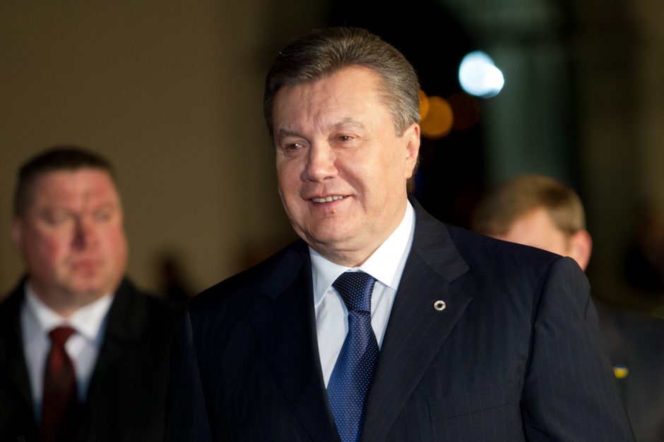 V. Janukovyčius ragina Rytų ir Vakarų politikus liautis kariavus dėl Ukrainos