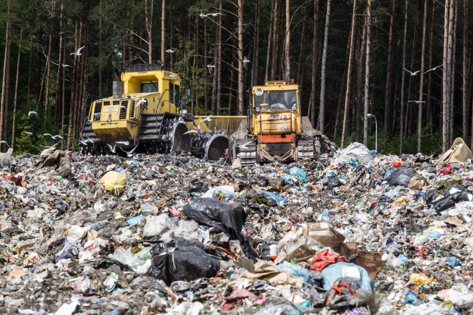 Europa raginama atliekas perdirbti, o ne deginti