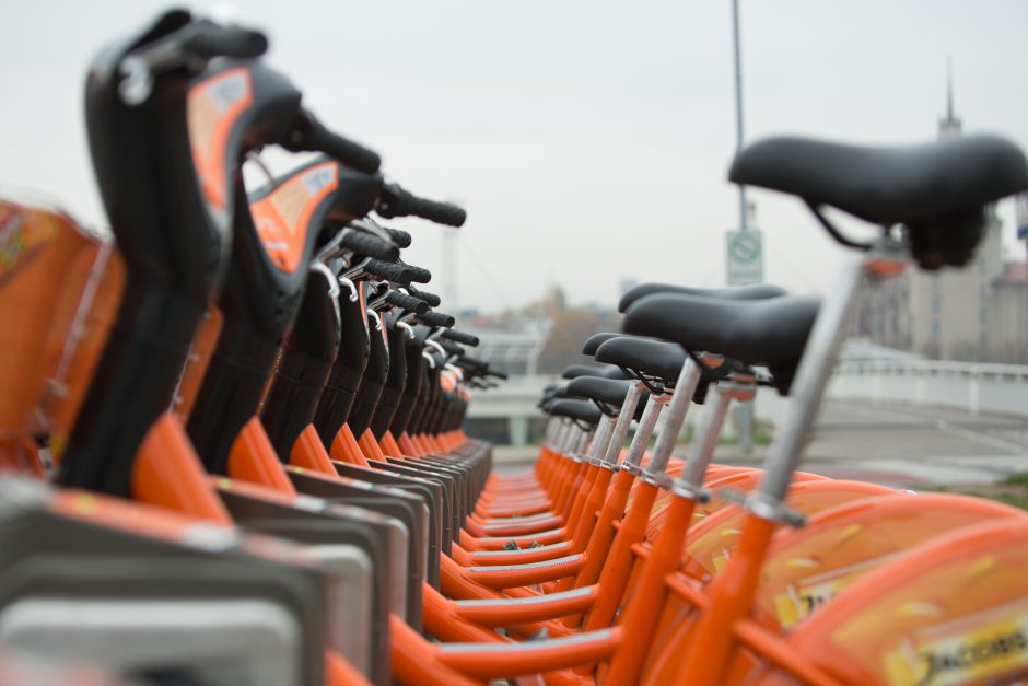 Pirmieji oranžiniai dviračiai į Vilniaus gatves išriedės kitą savaitę