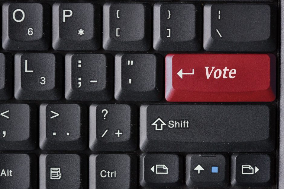 Vyriausybė galutinai atsisako idėjos dėl balsavimo internetu