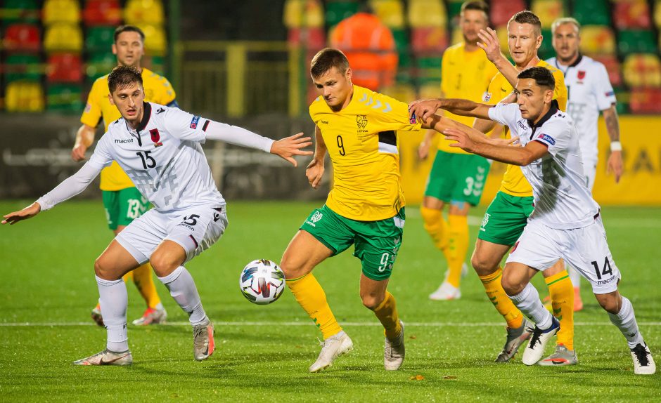 Lietuvos futbolo rinktinė – jau ne autsaiderė, bet lūkesčiai – didesni