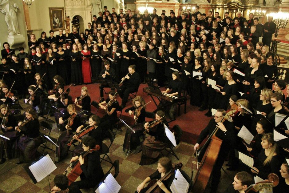 „Klasika visiems“ kviečia atlikti įspūdingąją kantatą „Carmina Burana“