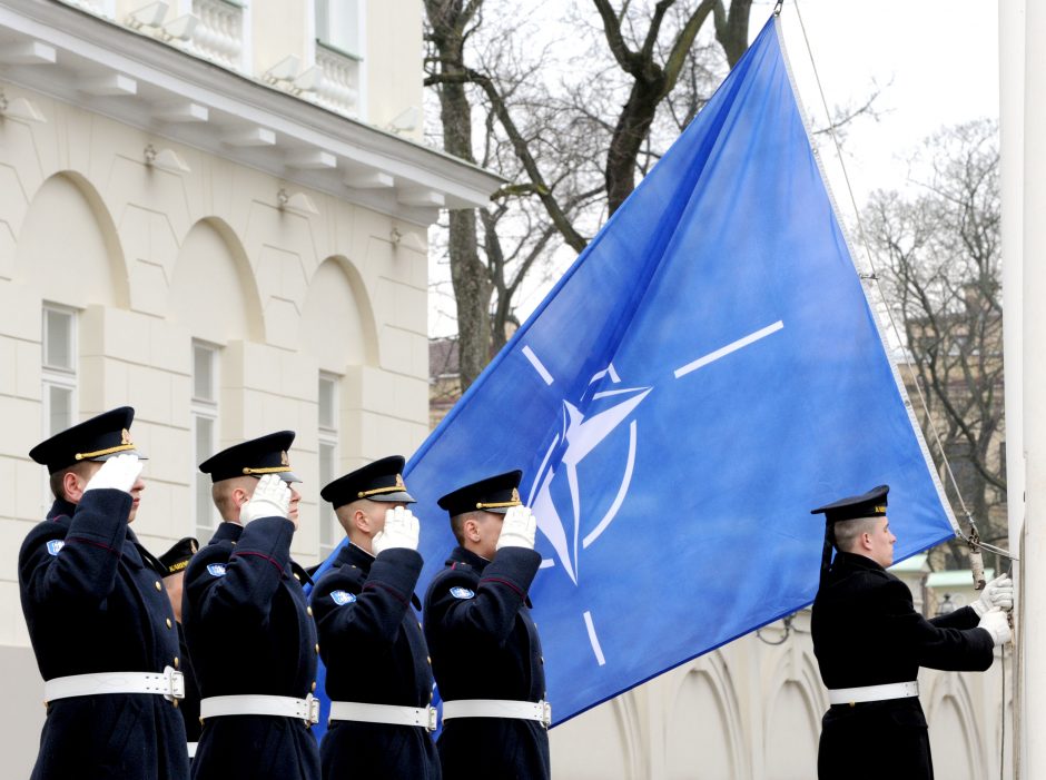 Prie Prezidentūros rengiama narystės NATO jubiliejaus šventė