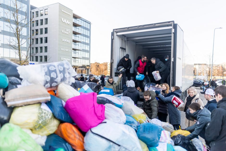 „Caritas“ skelbia dar vieną daiktų rinkimo akciją Ukrainos žmonėms