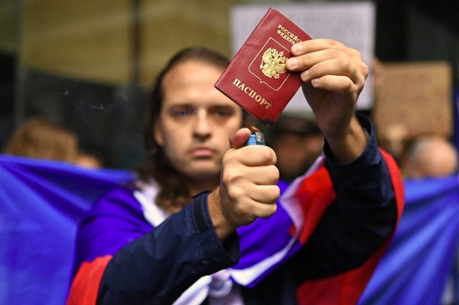 Padaugėjo Rusijos piliečių užklausimų, kaip jie galėtų gauti Lietuvos pilietybę