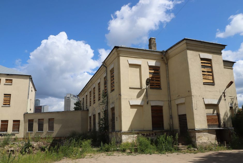 Atnaujina konkursą: senieji Šv. Jokūbo ligoninės pastatai bus išsaugoti